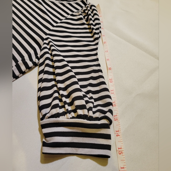 Worthington Black and White Striped Half Open Sleeve Blouse Crew Neck Size M - Picture 5 of 9